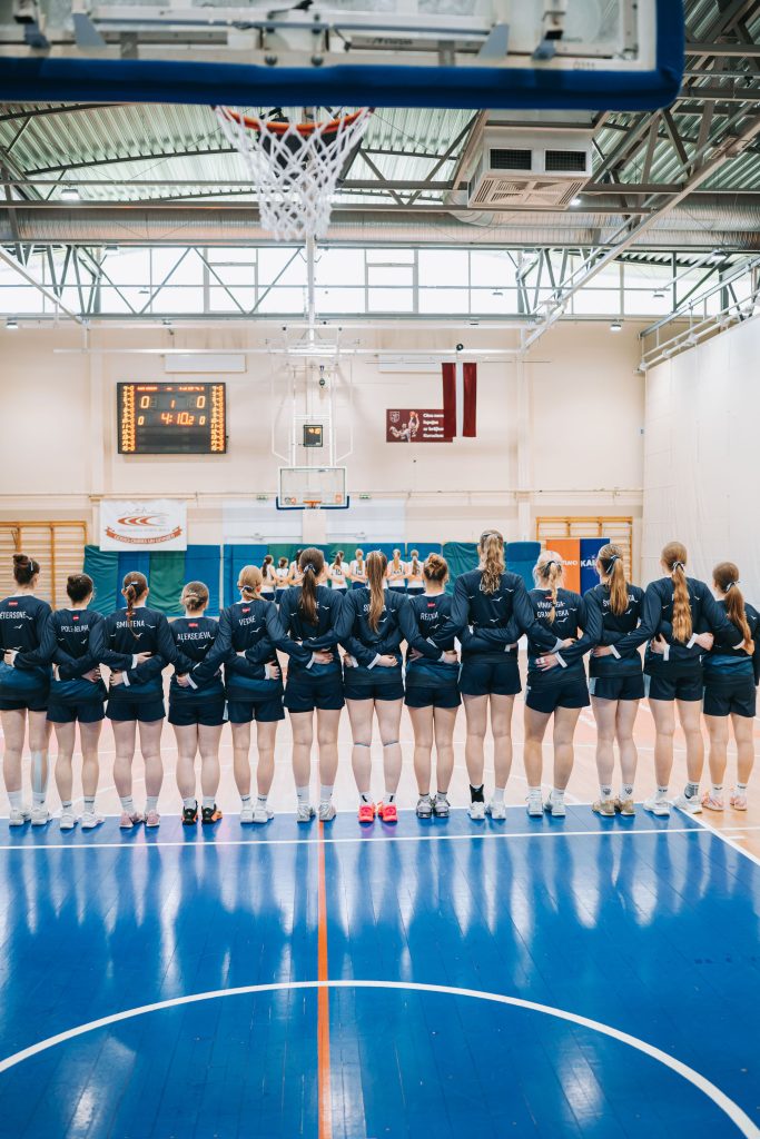 Bronza meitenēm basketbolā U16